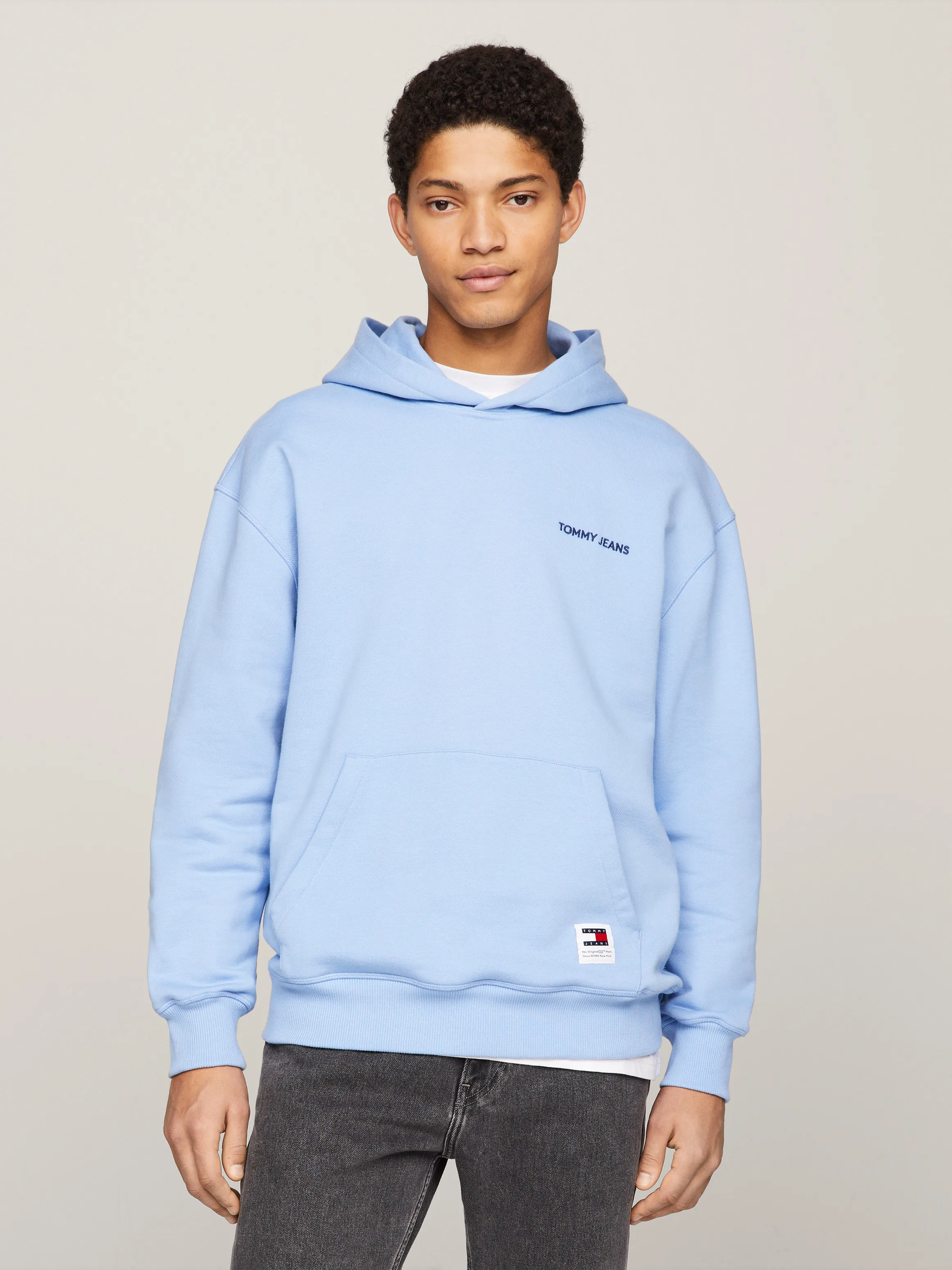 Classics Logo Embroidery Relaxed Fit Hoodie | Sweatshirts & Hoodies | Tommy Jeans