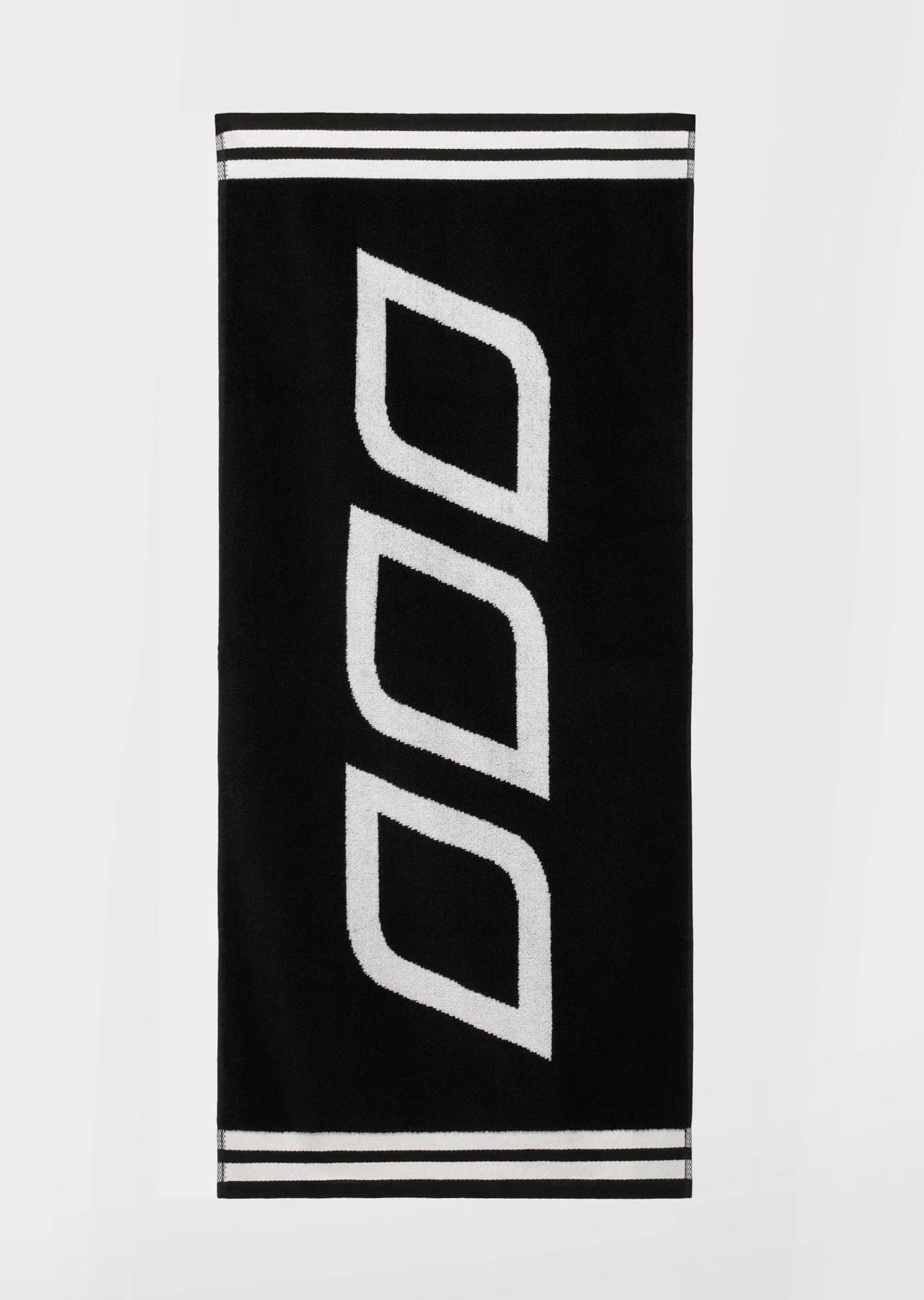 Icon Sweat Towel - Black | Towels | Lorna Jane Australia