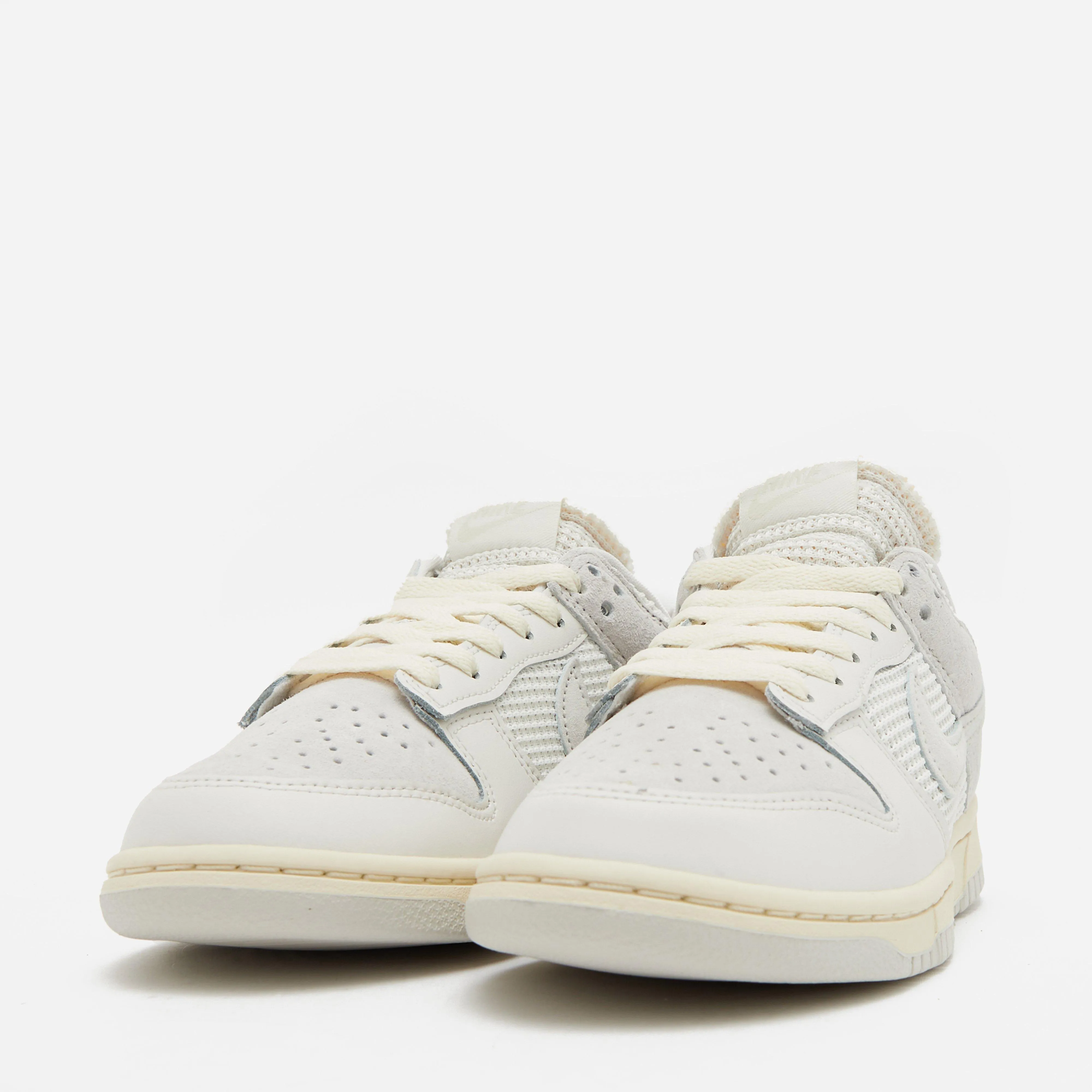 Nike Dunk Low Women's