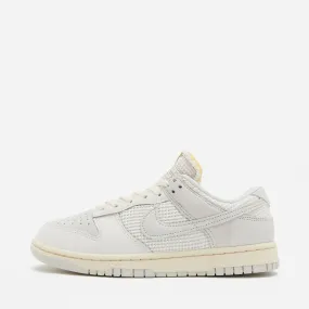 Nike Dunk Low Women's