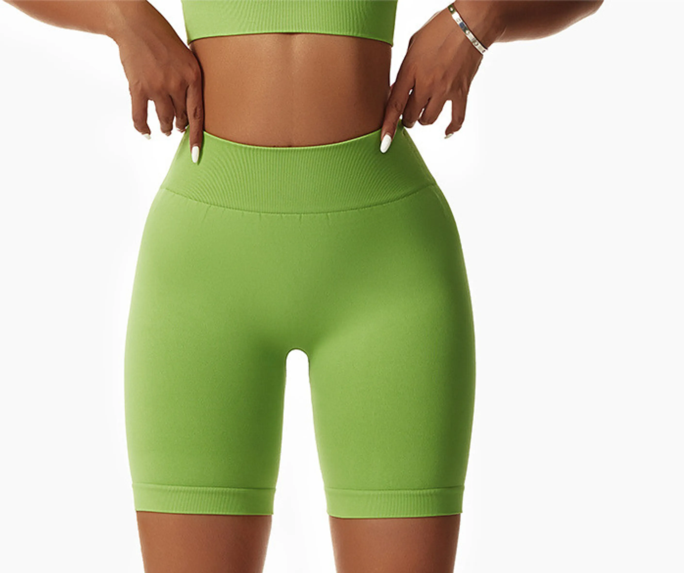 Seamless Breathable Scrunch Butt Shorts