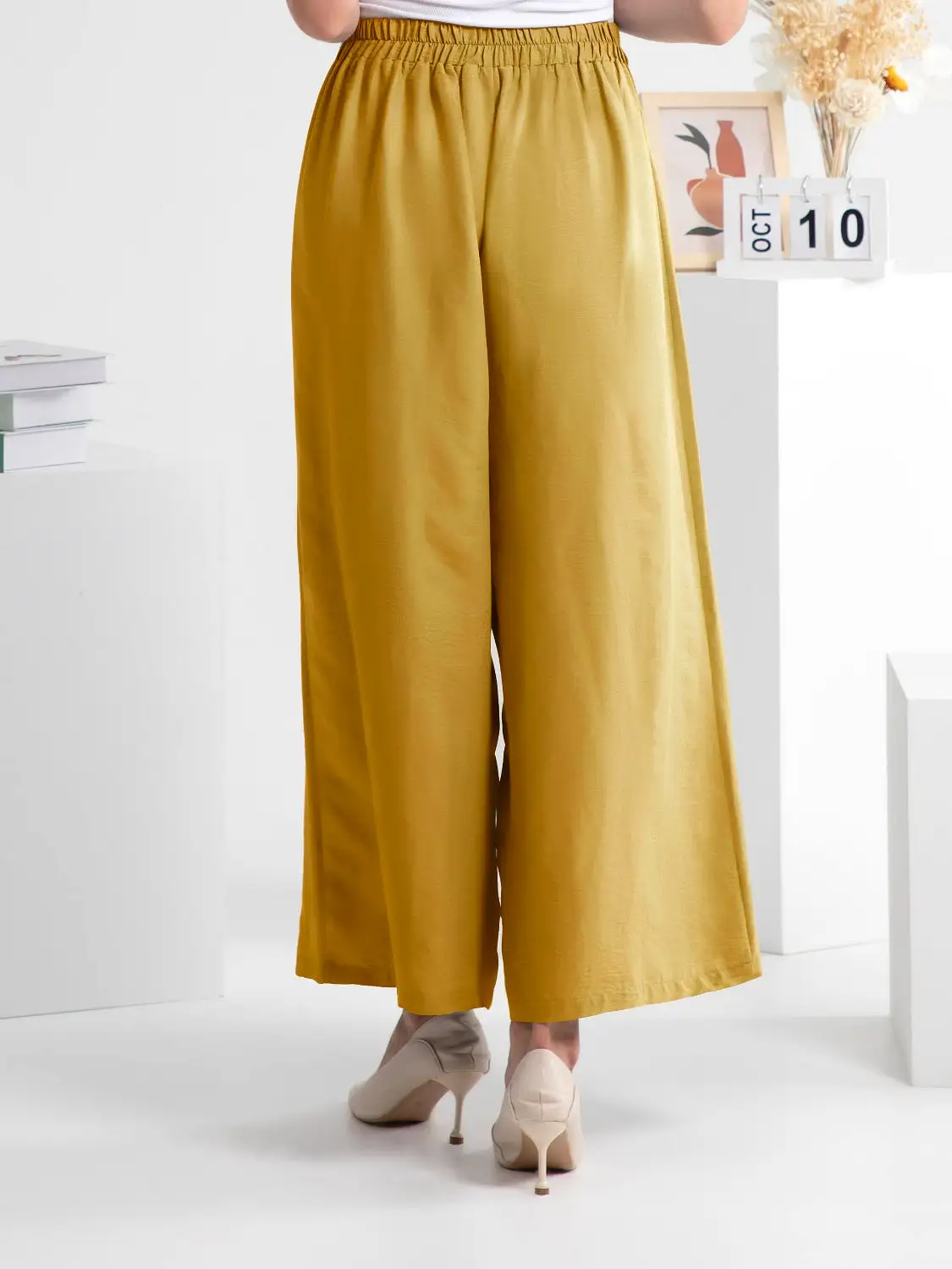 Wide Leg Elastic Waist Pants